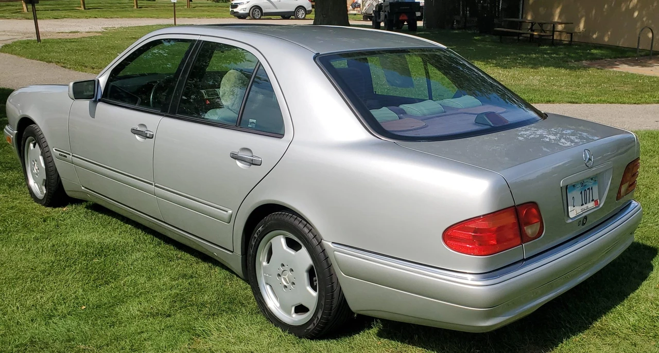 1997 Mercedes-Benz W210 E-Class - Image 29 of 31