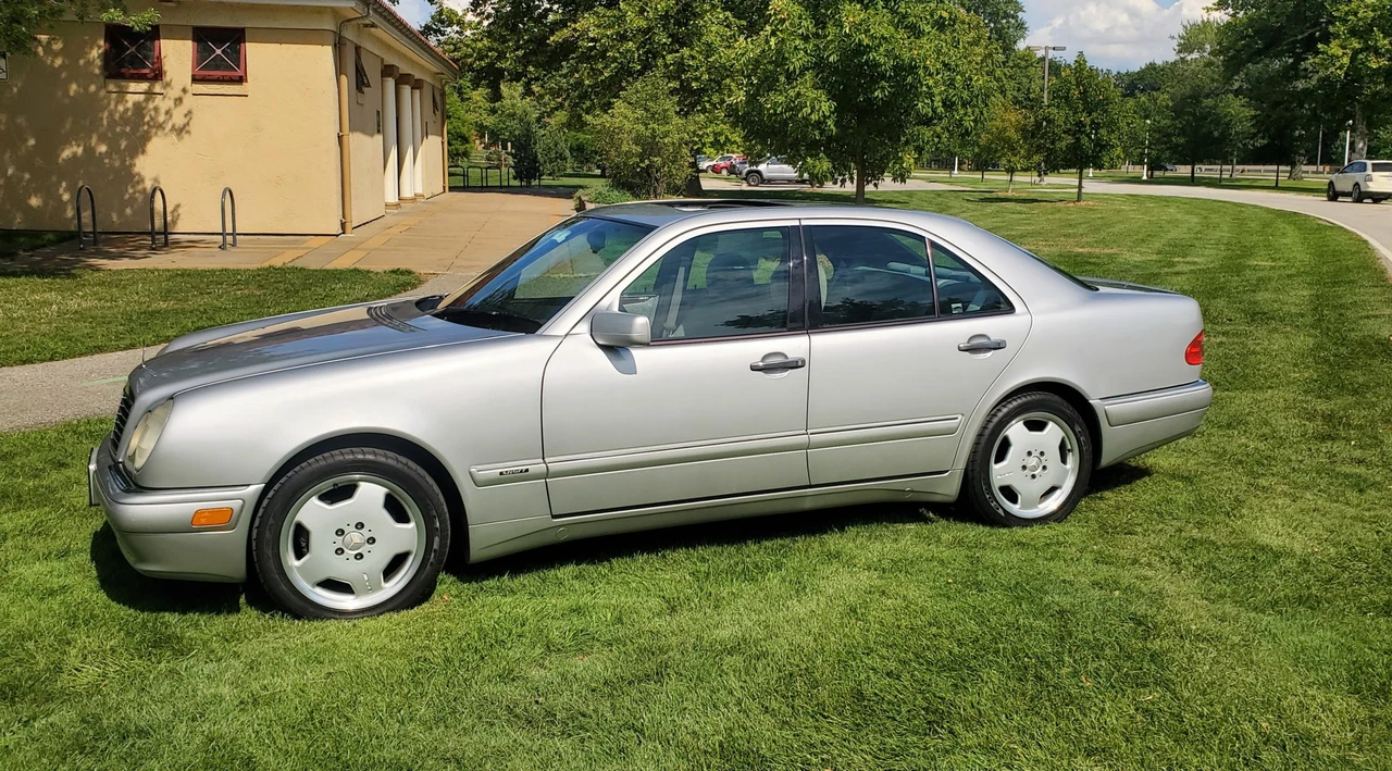 1997 Mercedes-Benz W210 E-Class - Image 3 of 31