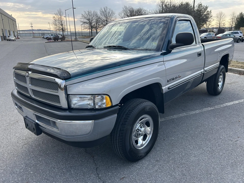 1998 Dodge Ram 2nd Gen - Image 2 of 31