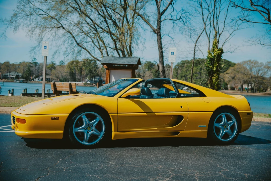 1998 Ferrari F355 GTS - Image 2 of 31