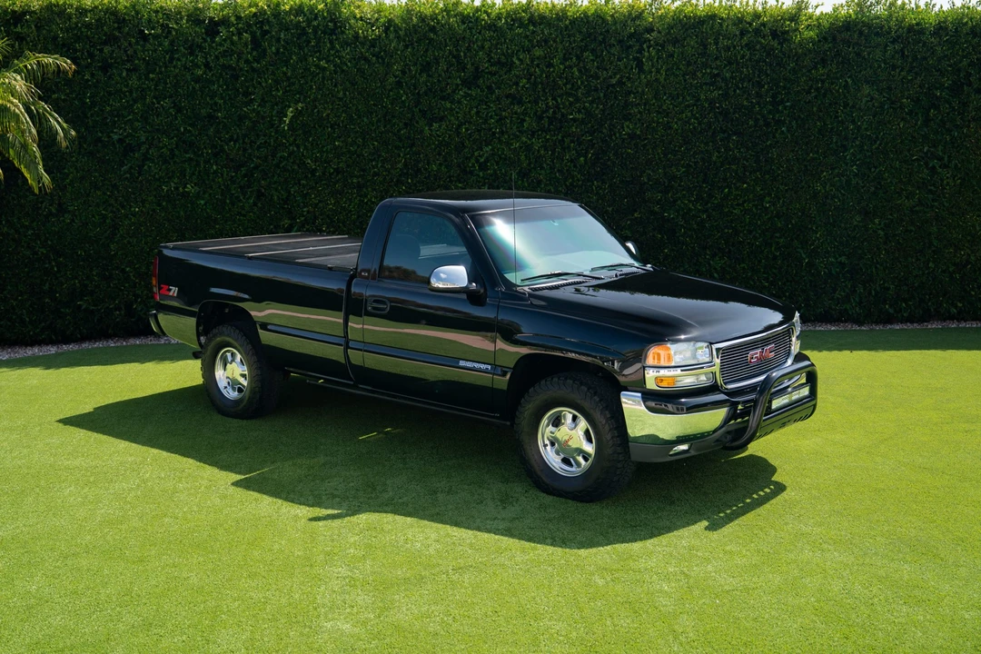 1999 GMC Sierra 2nd Gen - Image 8 of 31