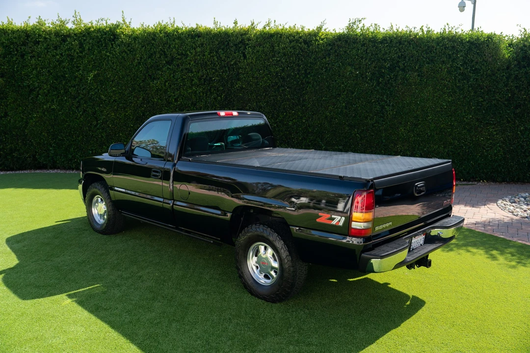 1999 GMC Sierra 2nd Gen - Image 14 of 31
