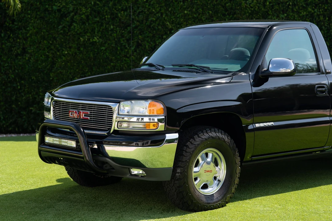 1999 GMC Sierra 2nd Gen - Image 19 of 31