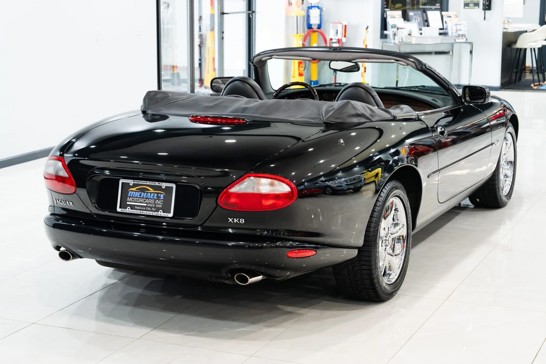 1999 Jaguar X100 XK8 - Image 17 of 31