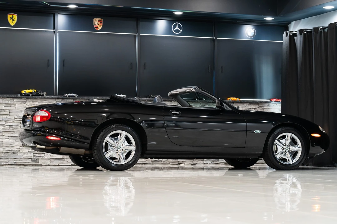 1999 Jaguar X100 XK8 - Image 19 of 31