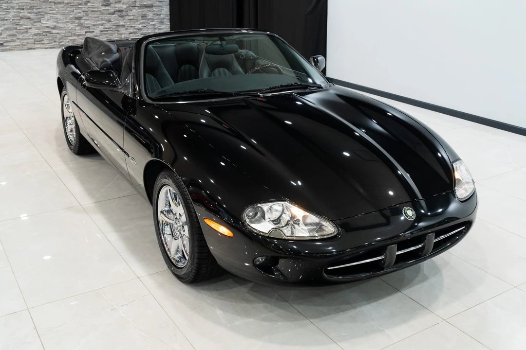 1999 Jaguar X100 XK8 - Image 4 of 31