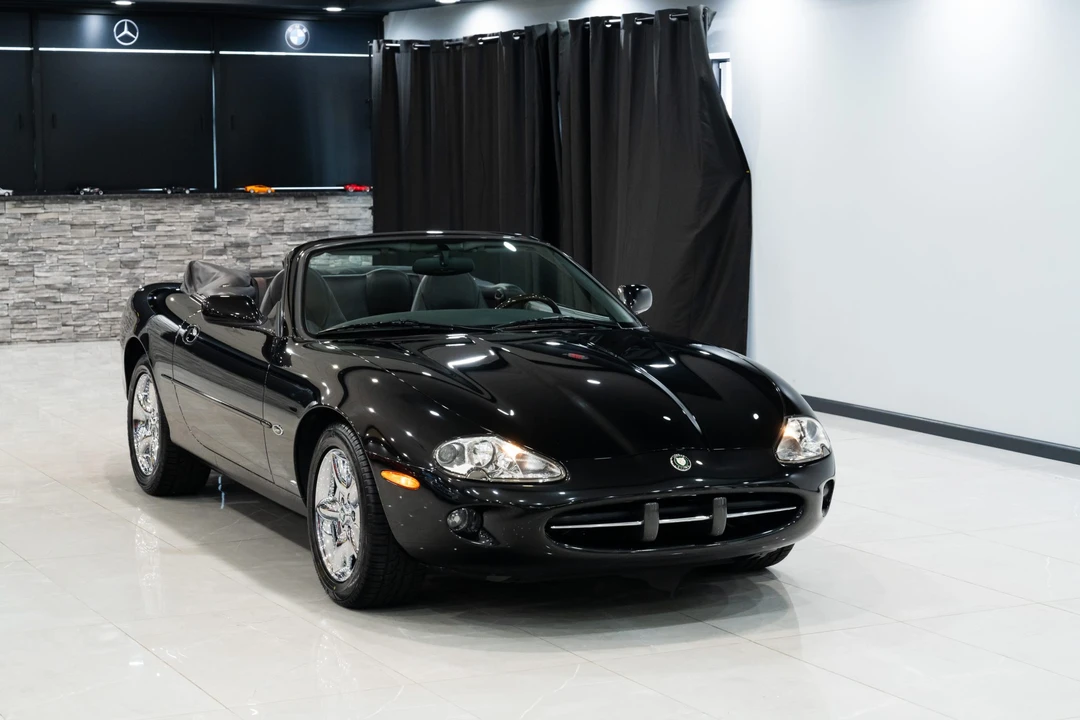1999 Jaguar X100 XK8 - Image 2 of 31
