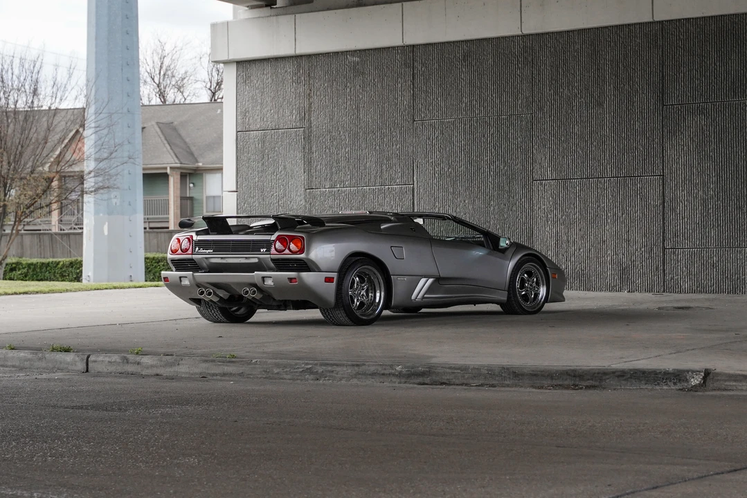 1999 Lamborghini Diablo VT - Image 17 of 31