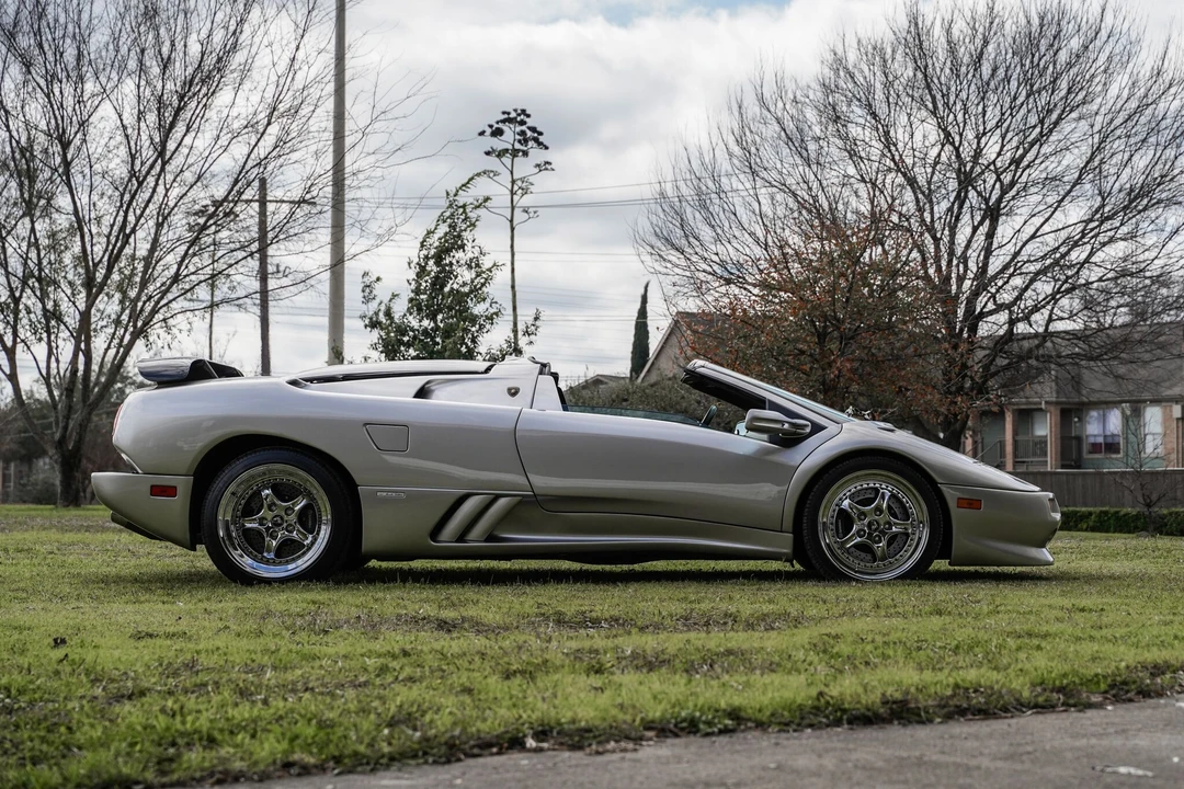 1999 Lamborghini Diablo VT - Image 12 of 31
