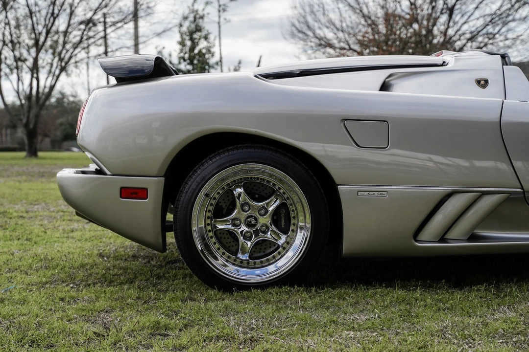 1999 Lamborghini Diablo VT - Image 25 of 31