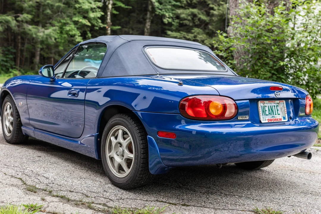 1999 Mazda NB MX-5 Miata - Image 9 of 31