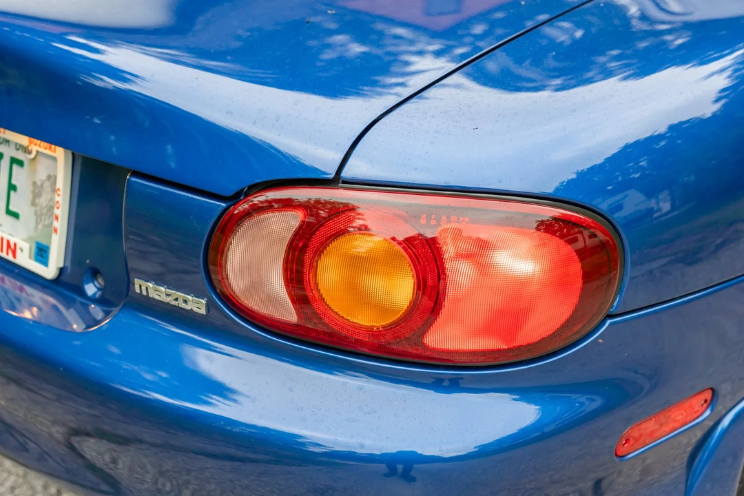 1999 Mazda NB MX-5 Miata - Image 29 of 31