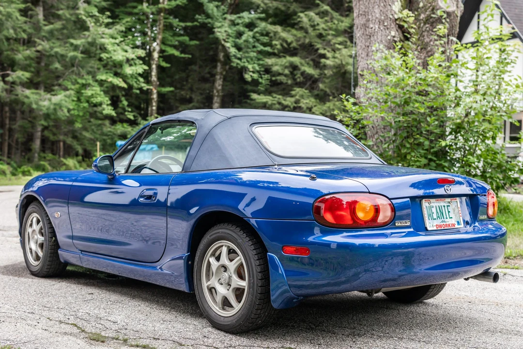 1999 Mazda NB MX-5 Miata - Image 8 of 31