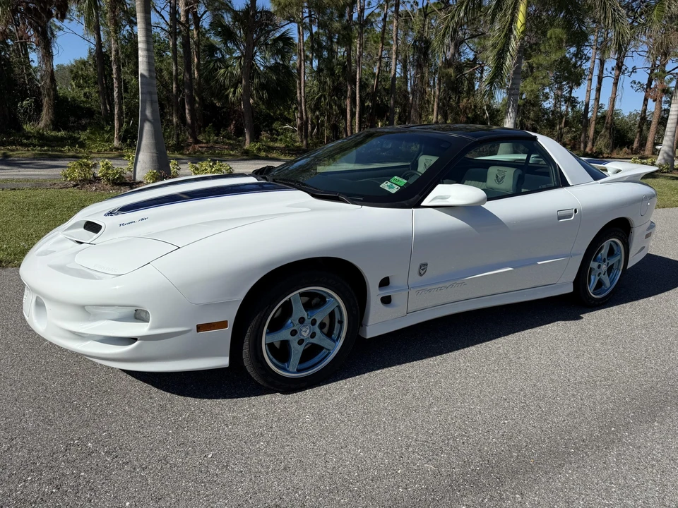 1999 Pontiac Firebird Trans Am 4th Gen - Image 9 of 31