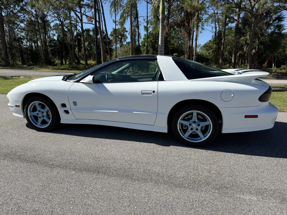 1999 Pontiac Firebird Trans Am 4th Gen - Image 12 of 31