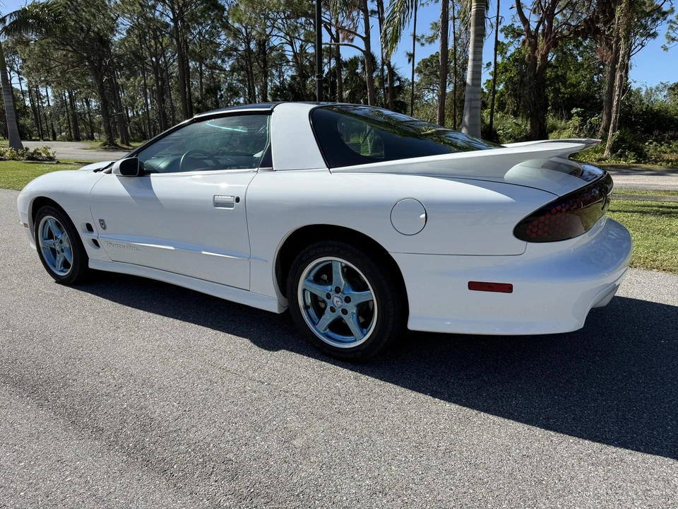 1999 Pontiac Firebird Trans Am 4th Gen - Image 13 of 31