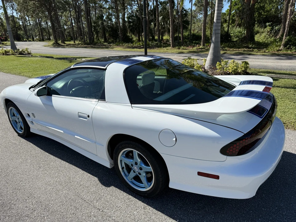 1999 Pontiac Firebird Trans Am 4th Gen - Image 14 of 31