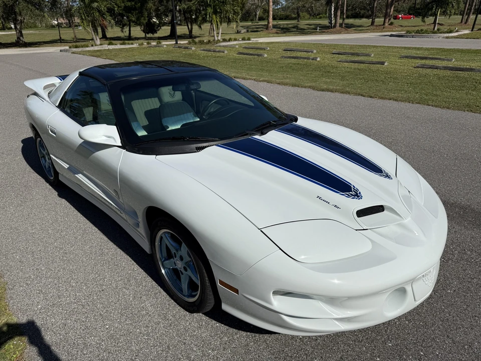 1999 Pontiac Firebird Trans Am 4th Gen - Image 4 of 31