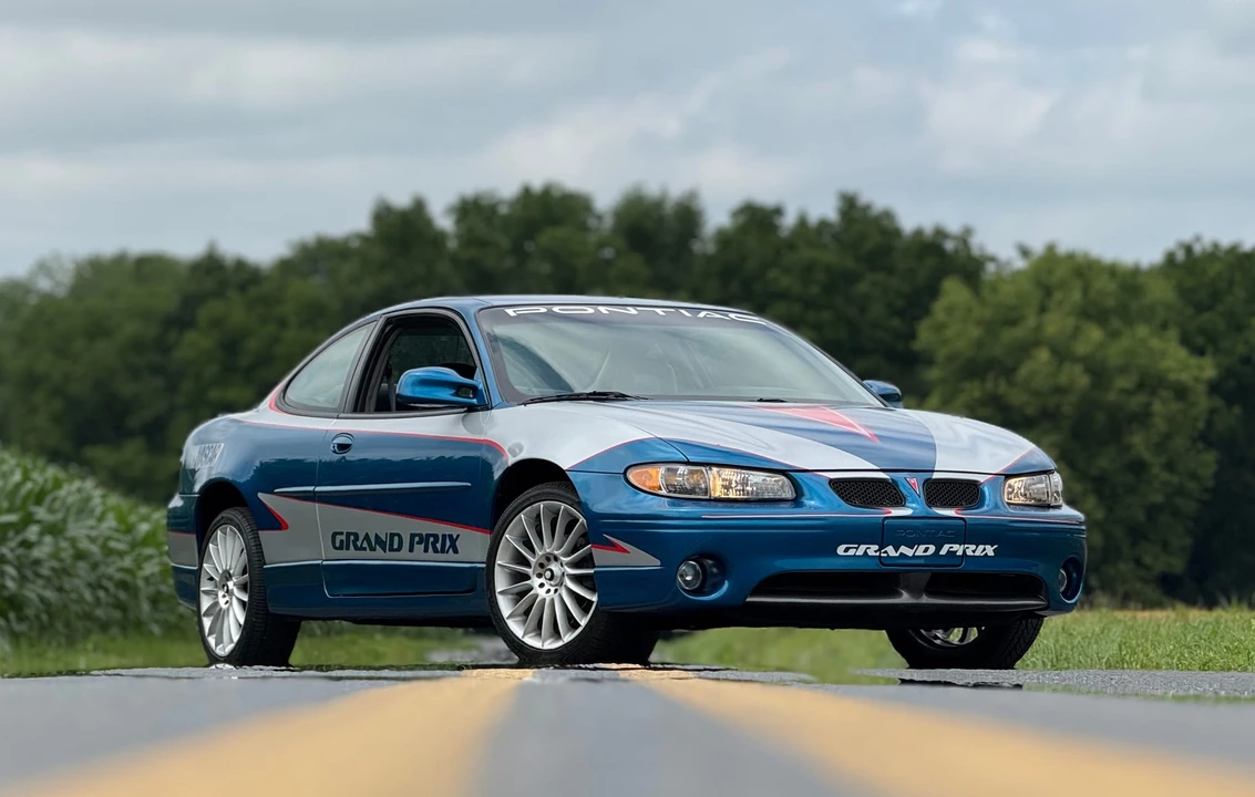 1999 Pontiac Grand Prix 3rd+ Gen - Image 13 of 31