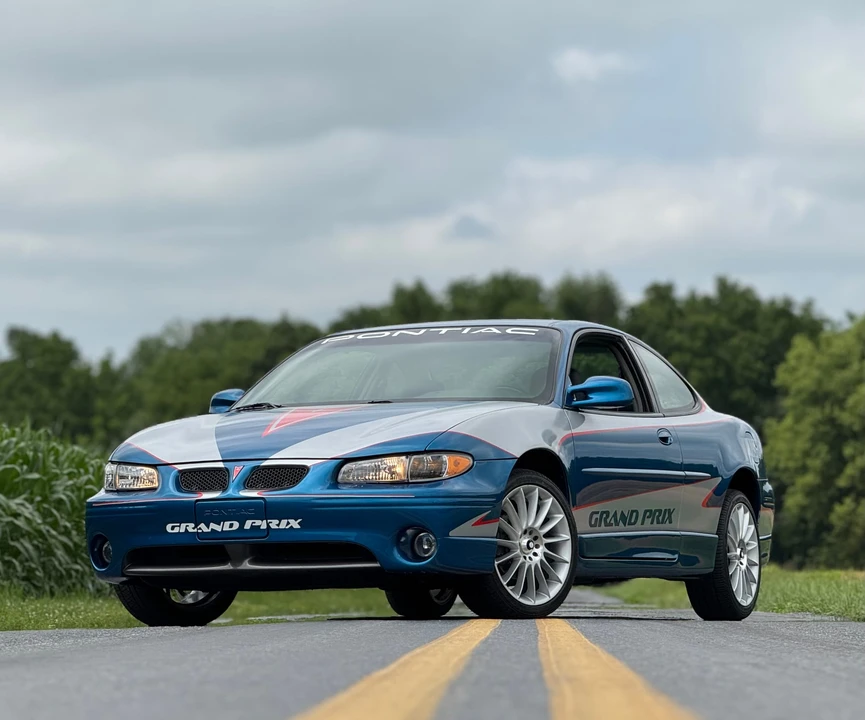 1999 Pontiac Grand Prix 3rd+ Gen - Image 4 of 31