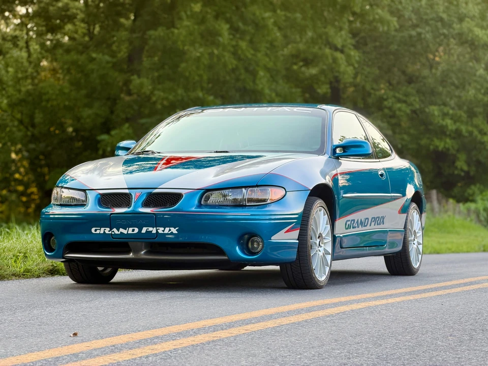 1999 Pontiac Grand Prix 3rd+ Gen - Image 6 of 31