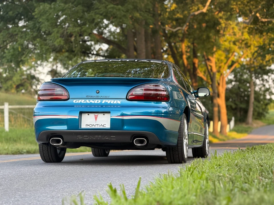 1999 Pontiac Grand Prix 3rd+ Gen - Image 22 of 31