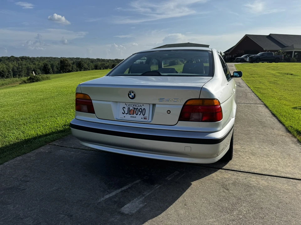 2000 BMW E39 540i - Image 11 of 31