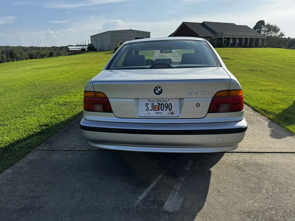 2000 BMW E39 540i - Image 12 of 31