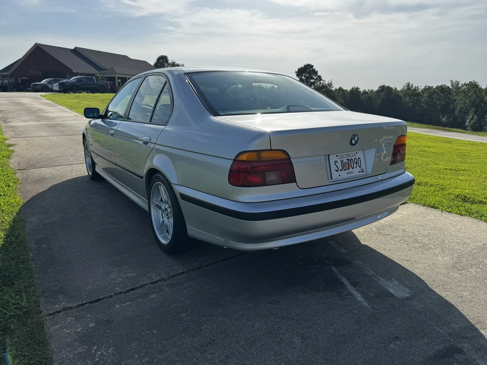 2000 BMW E39 540i - Image 13 of 31