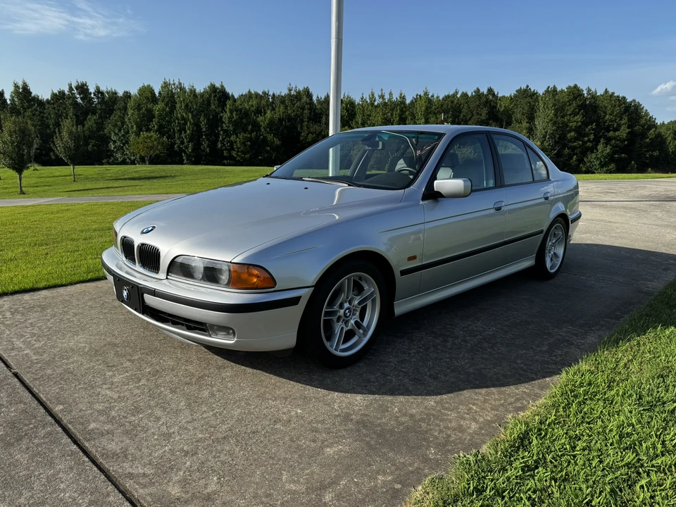2000 BMW E39 540i - Image 3 of 31