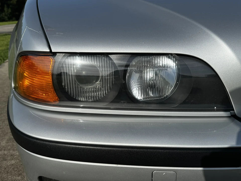 2000 BMW E39 540i - Image 22 of 31