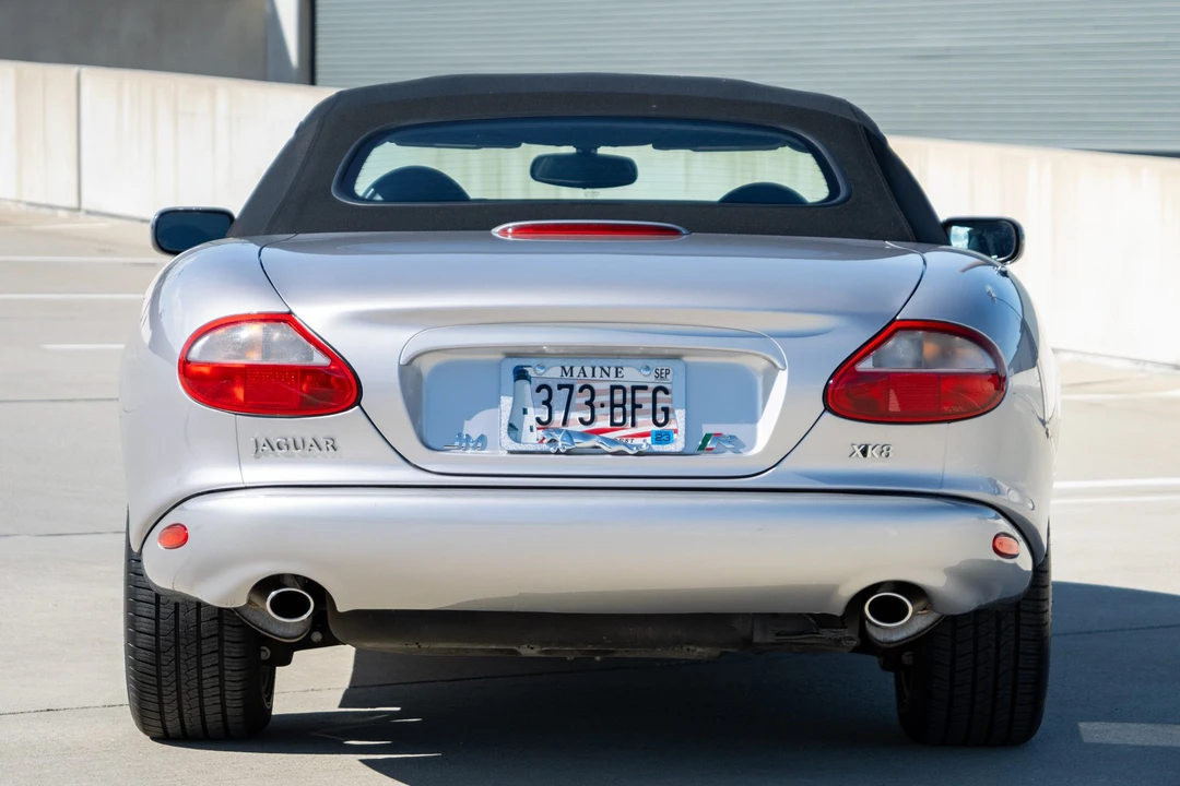 2000 Jaguar X100 XK8 - Image 12 of 31