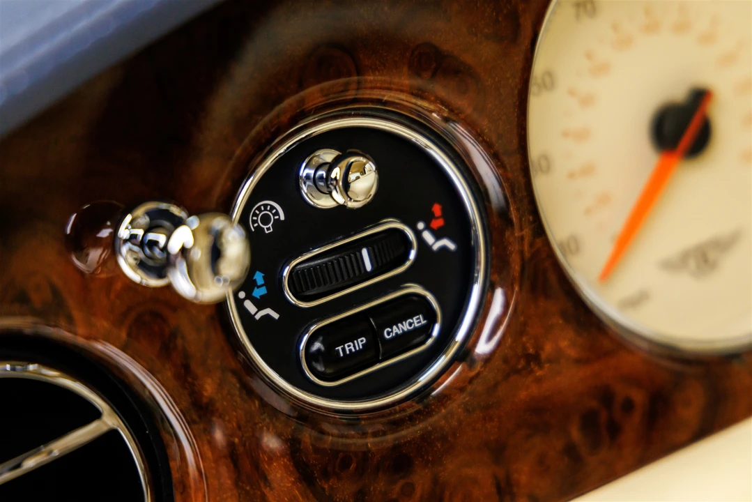 2001 Bentley Arnage - Image 29 of 31