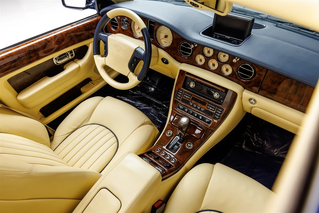 2001 Bentley Arnage - Image 26 of 31