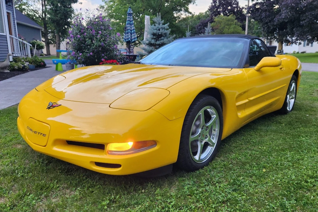 2001 Chevrolet Corvette C5 - Image 1 of 31