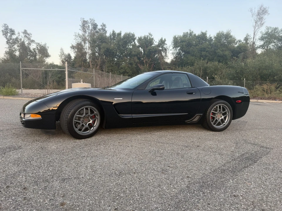2001 Chevrolet Corvette C5 Z06 - Image 8 of 31