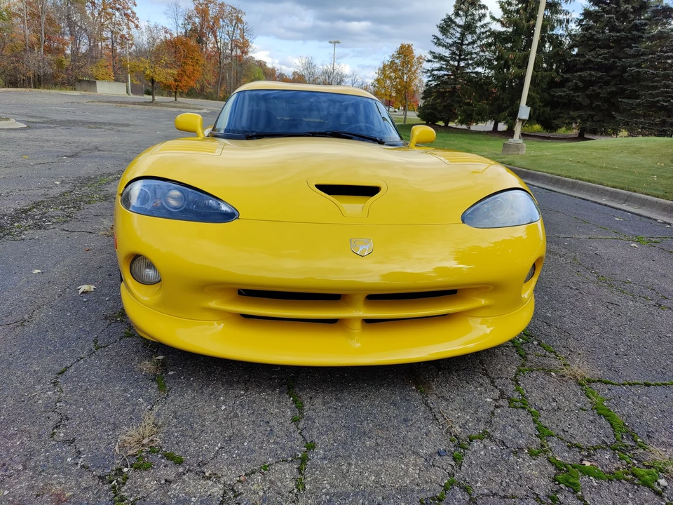 2001 Dodge Viper GTS 2nd Gen - Image 12 of 31