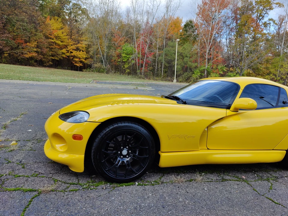 2001 Dodge Viper GTS 2nd Gen - Image 3 of 31