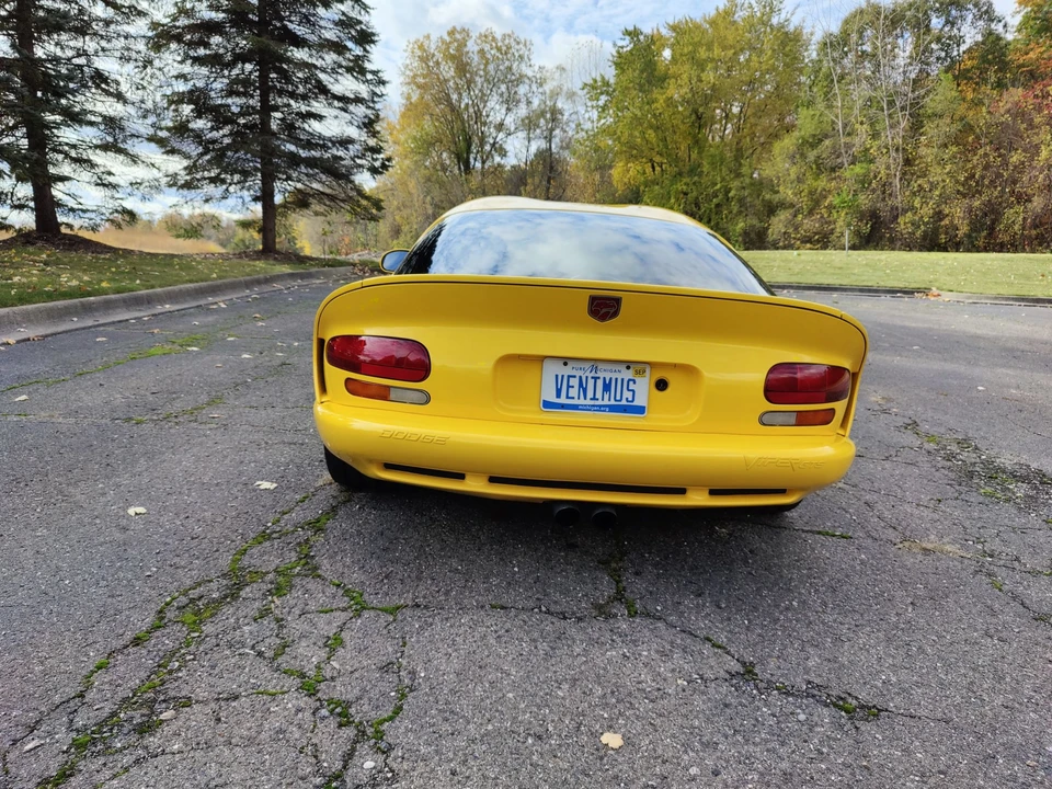 2001 Dodge Viper GTS 2nd Gen - Image 7 of 31