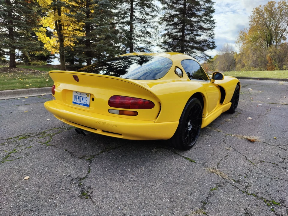 2001 Dodge Viper GTS 2nd Gen - Image 8 of 31