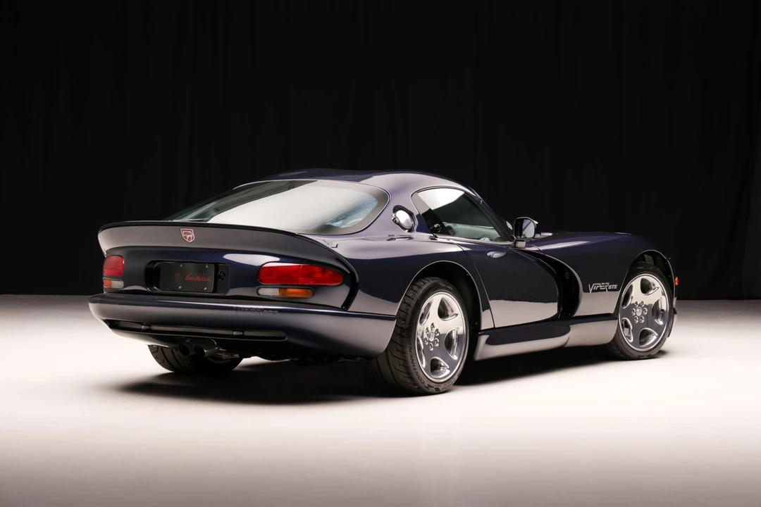 2001 Dodge Viper GTS 2nd Gen - Image 8 of 31