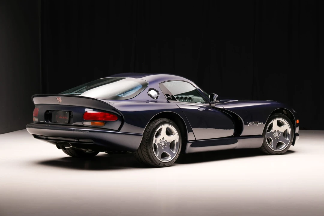 2001 Dodge Viper GTS 2nd Gen - Image 9 of 31