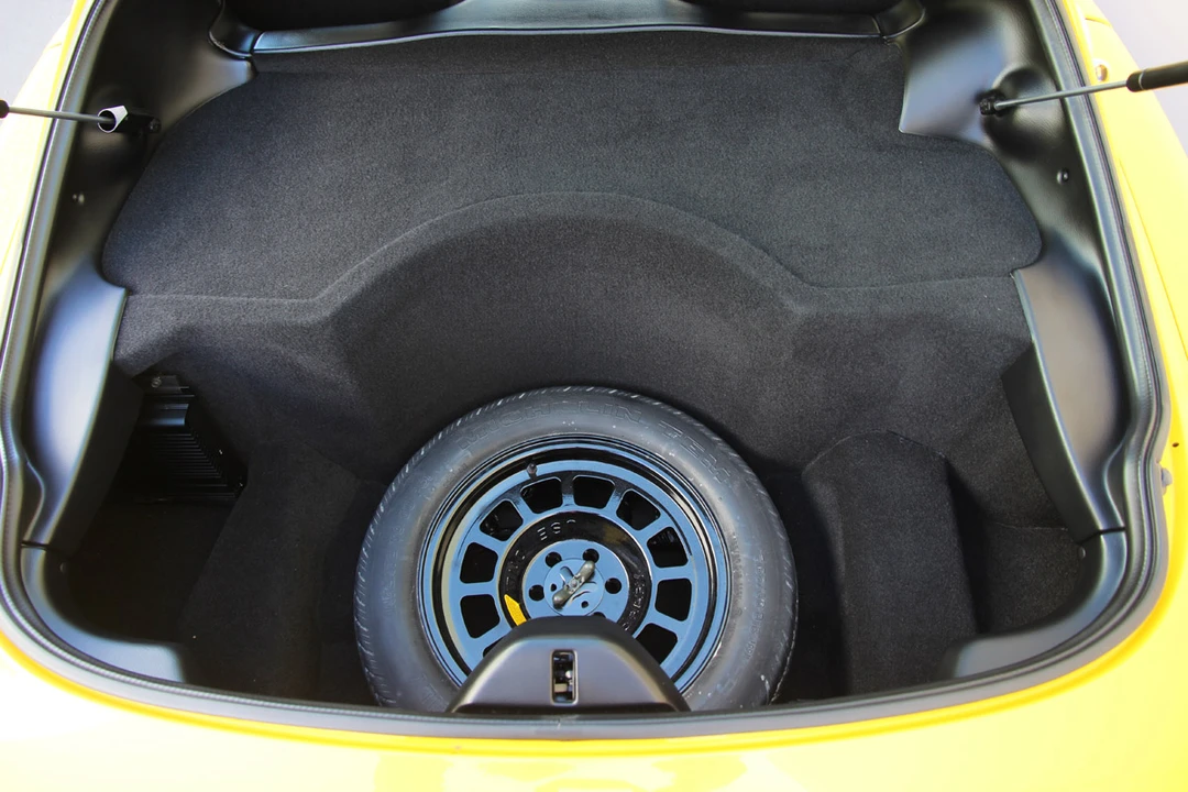 2001 Dodge Viper GTS 2nd Gen - Image 27 of 31