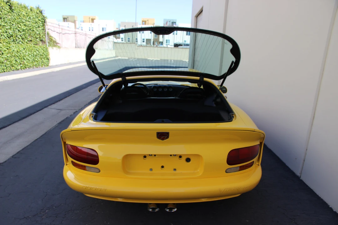 2001 Dodge Viper GTS 2nd Gen - Image 24 of 31