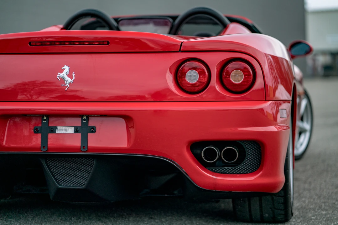 2001 Ferrari 360 Spider - Image 8 of 31