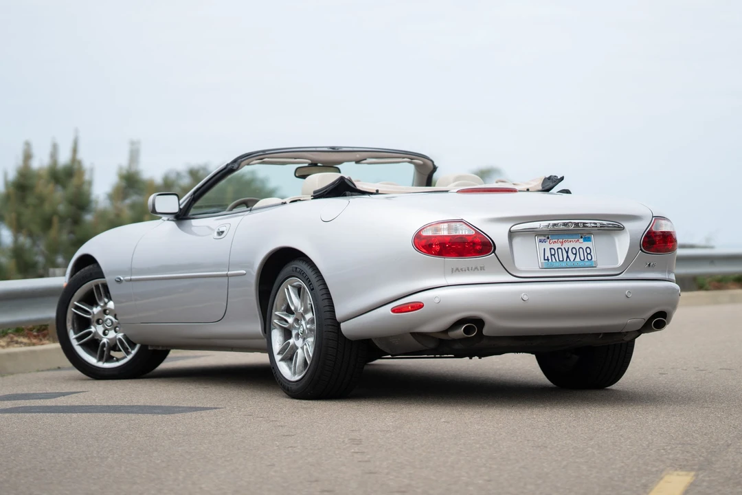 2001 Jaguar X100 XK8 - Image 7 of 31