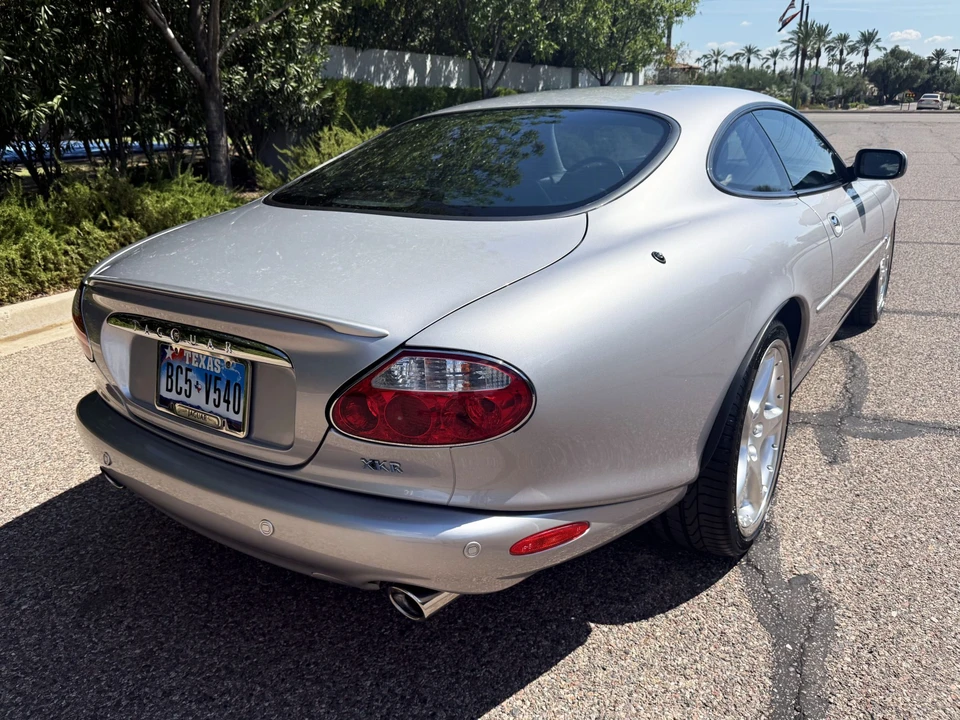 2001 Jaguar X100 XKR - Image 17 of 31