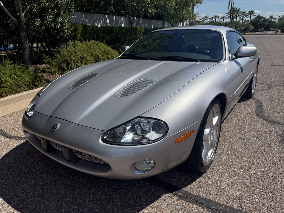 2001 Jaguar X100 XKR - Image 4 of 31