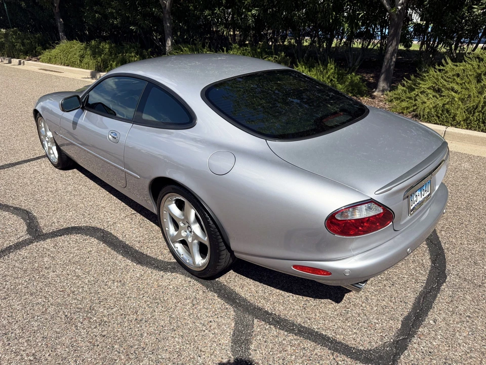 2001 Jaguar X100 XKR - Image 24 of 31