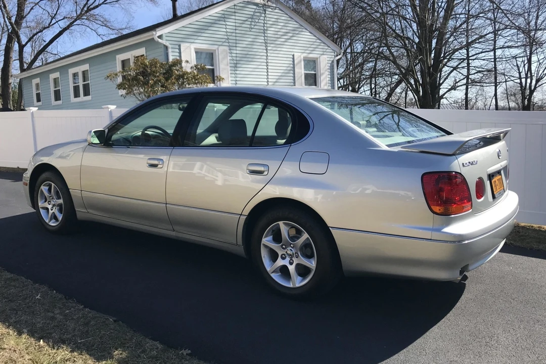 2001 Lexus GS 2nd Gen - Image 16 of 31